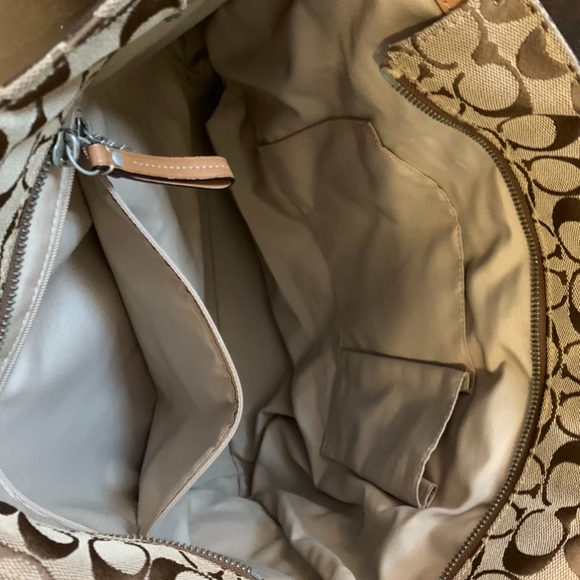 ❤️Just In❤️ Signature Coach Tote - Picture 7 of 11